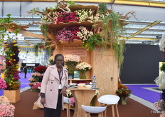 Lilian Sang van Sian Flowers