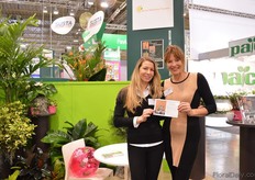 Melissa McKeown and Suzanne Malvehill of Miami Tropical Plants.