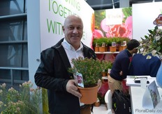 Adrian Parson of Helix Australia.