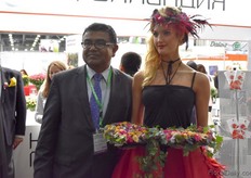 On the offical opening the beautifull ladies with the beautifull flower creations were not to be missed.