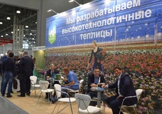 Joop van Riessen (Dalsem) and Arjan Pauw (Gavita) do well in the Russian market.