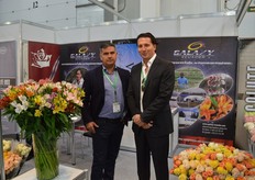 Julio Cesar Oviedo and Denis Tikhomorov of Galaxy Ecuador. They grow and whio their flowers to Russia.