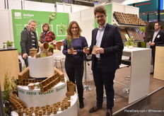 Sandra Villette and Julien Perreve-Genet of Fertil presenting the new Fertil Pot.