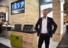 Erwin Verbraeken of Bachmann promoting the fact that their tray are 100% recyclable and 100% recycled. "Our trays always had these characteristics, but as it is such a hot topic, we show also at the show."