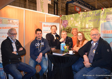 Het team van Pentagrow met bezoekers