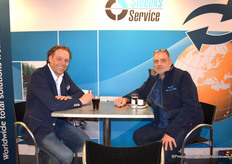 Wouter Steenks van Steenks Service en Tom Zwanenburg van v.d. Waay