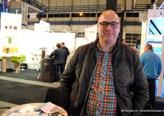 Marco van Vianen van Twins Bouw kijkt een beetje bedenkelijk bij de foto.