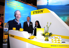 Bij Stedin staan Leen Molenaar en Jacqueline Fernandes, nu op de begane grond.