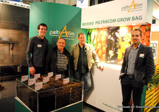 Silas Crezée, Peltracom, met Theo Kessels en Herman Van Osselaer en Pieter De Prycker van Peltracom.