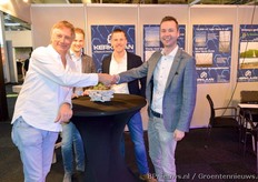 Peter van Koppen (Van Koppen & Van Eijk), Rick van Buijtene (Kerklaan Greenhouse & Horti Materials), Stefan Hendrikx (Philips) en Hans Kerklaan (Kerklaan Greenhouse & Horti Materials)
