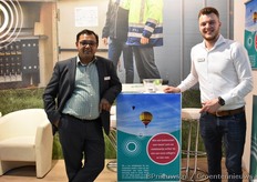 Aroen Bechan en Sean Nauta van Kenter gaven iedere dag een ballonvaard weg.