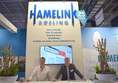 Jeffrey Hamelink en Koos Maat in hun goed aangekleden stand.