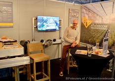 Henk Valstar van HTV Verboom. Zowel in nieuwbouw als in bestaande kassen wordt volop geïnvesteerd in automatisering, wat voor Verboom (en tal van andere toeleveranciers natuurlijk) in bergen werk resulteert.