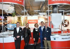 "Het team van Nivola kwam na enig nadenken met de quote: "Voor hen die willen is alles mogelijk!" V.l.n.r.: Matthijs Caspers, Marion Lestraden, Lucienne Lestraden, Merijn Hesmerg en Leo Muilwijk."