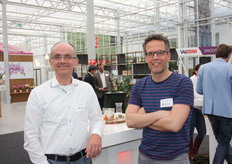 Jaap Vreugdenhil van AAB en Martin van Dijk van Ter Laak Orchids.