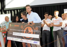 HortiCity, bestaande uit Artie Dewnarain (KUBO), Maartje Verdult (Intergreen) en Steven Timmers (RedStar), gaat naar huis met 25.000 euro.