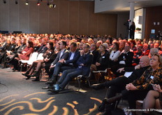Zoals eigenlijk elk jaar was de belangstelling groot, de zaal zat tot de nok toe vol.