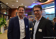 Joep van de Bosch van Ridder samen met Mark van der Knaap van Anthura.