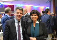 Ton van Arnhem van de NVWA en Anneke van de Kamp van Rijk Zwaan