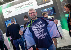 Roel Vanderbruggen, Proefcentrum Hoogstraten is aardbeienspecialist, meervoudig superheld en altijd in staat een korzelige fotograaf op te vrolijken