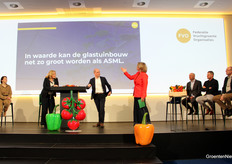 In waarde kan de glastuinbouw net zo groot worden als ASML. Eens of oneens?