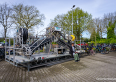 De dekwasser van Van der Waay / Tonnaer BV toont niet alleen het belang van licht, maar is ook een lekker bankje