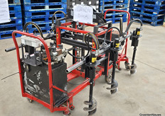 Een plantgatenboor, want in de biologische teelt wordt in de grond geteeld.