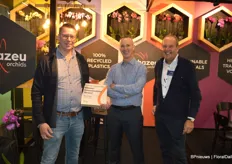 Chiel Hazeu, Paul Verstegen en Johan de Hoog, de troste winnaars van de Greenovation Award.