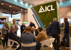 The busy booth of ICL