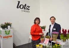 Jolanda Nieuwenhuizen van plantenkwekerij Valster in gesprek met Willem Rolvink, productmanager bij RFH