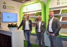 De mannen van Green Products Matthijs vd Berg, Onno Boeren en Jan Dons, presenteerden natuurlijk weer hun Green Plugs.